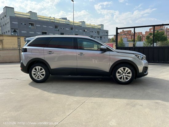 Peugeot 5008 Active BlueHDi 96kW (130CV) S&S EAT8 - Parla