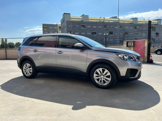 Peugeot 5008 Active BlueHDi 96kW (130CV) S&S EAT8 - Parla