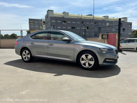 Skoda Superb 2.0 TDI 110kW (150CV) Ambition - Parla