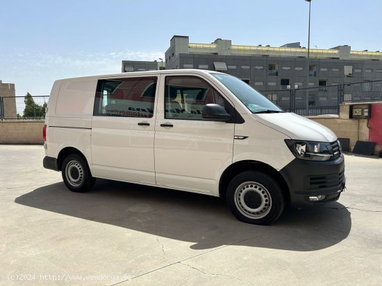 Volkswagen Multivan Outdoor Corto 2.0 TDI 81kW BMT - Parla