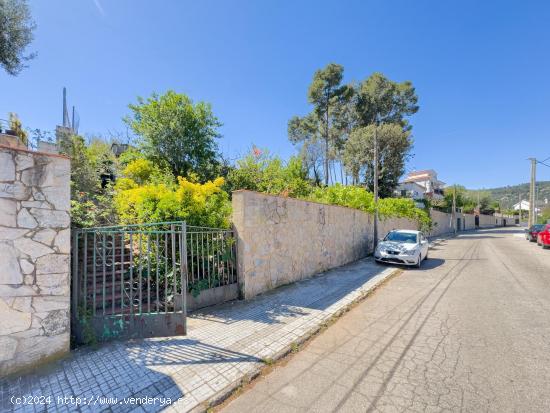 Ref  1041 Terreno Vallirana, Baix Llobregat Nord - BARCELONA