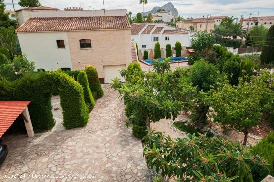  Encantadora Villa de Dos Plantas en Calpe  - ALICANTE