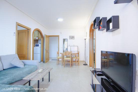 SE VENDE APARTAMENTO DE 2 DORMITORIOS EN TORREBLANCA (TORREVIEJA) ALICANTE - ALICANTE