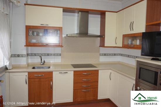 BONITA VIVIENDA PARA ENTRAR A VIVIR EN CALLE CORONACIÓN JUNTO A PLAZA DE LA CIUDADELA - ALAVA