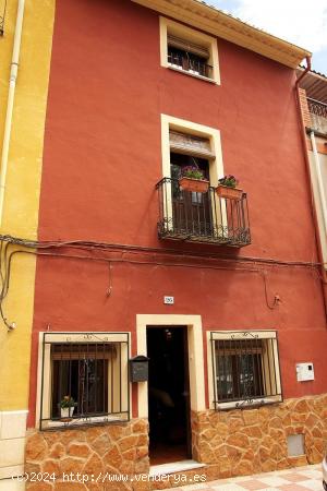 Magnífica casa de pueblo en Castalla - ALICANTE