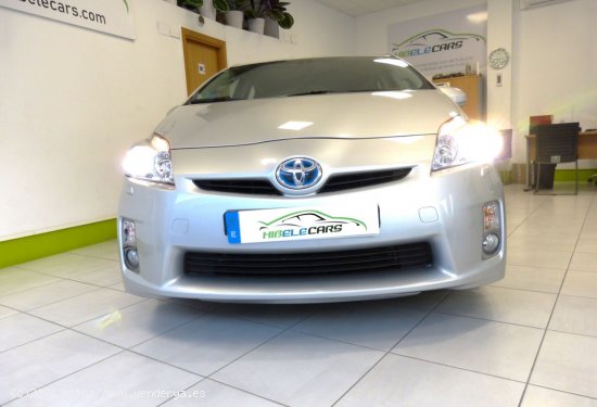 Toyota Prius EXECUTIVE - Montcada i Reixach