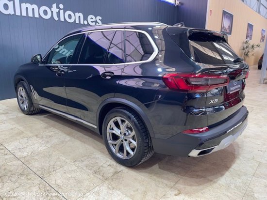 BMW X5 xDrive30d - Sada