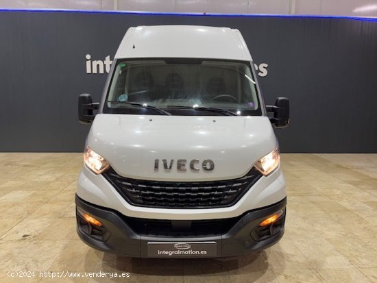 Iveco Daily 2.3 TD 35S 16V 3520L/H2 12 M3 - Sada