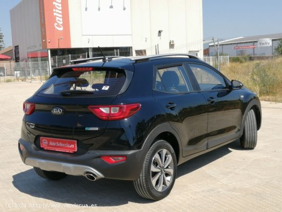 Kia Stonic 1.0 T-GDi 74kW (100CV) MHEV iMT Drive NEGRO 2021 - Carcaixent