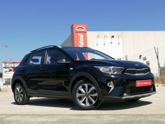 Kia Stonic 1.0 T-GDi 74kW (100CV) MHEV iMT Drive NEGRO 2021 - Carcaixent