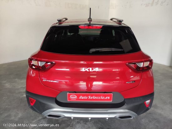 Kia Stonic 1.0 T-GDi 74kW (100CV) MHEV iMT GT Line Rojo gasolina 2022 - Carcaixent