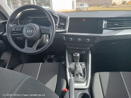 Audi A1 Sportback Advanced 25 TFSI 70kW (95CV) Rojo 2023 - Carcaixent