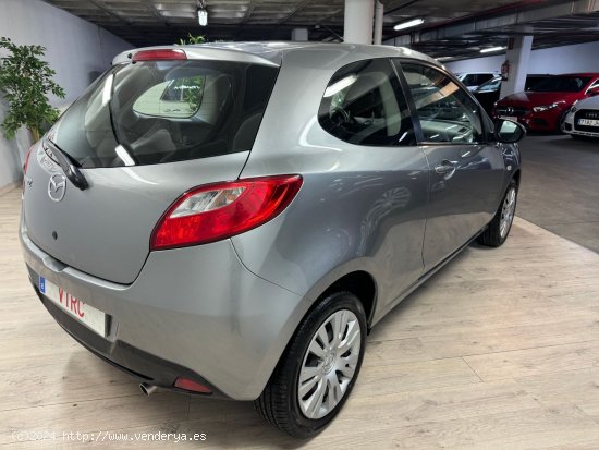 Mazda 2 1.3 - Madrid