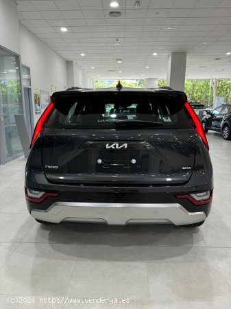 Kia Niro 1.6 GDi HEV 95kW (129CV) Drive - Madrid