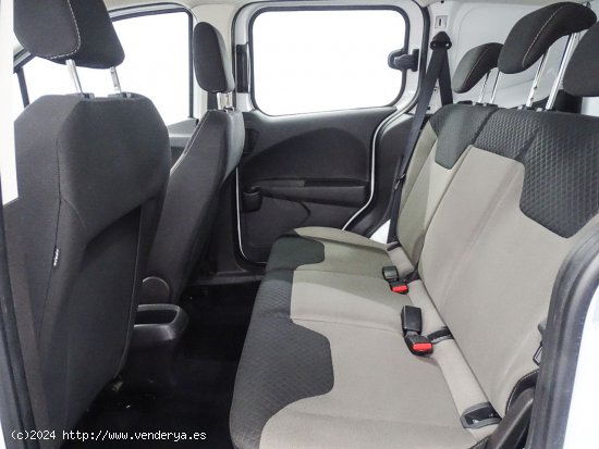 Ford Tourneo Courier 1.5 TDCi 74kW (100CV) Trend - Manises