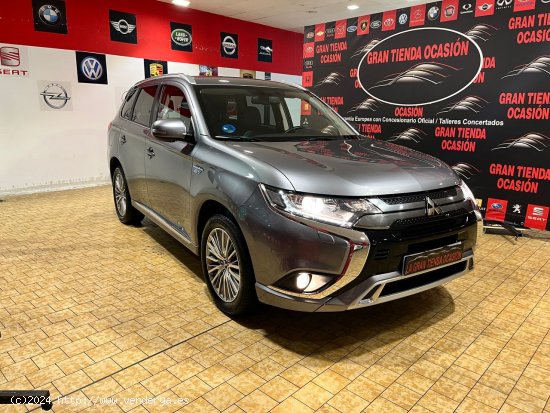 Mitsubishi Outlander 2.4 PHEV Motion Auto 4WD - Alcalá de Henares