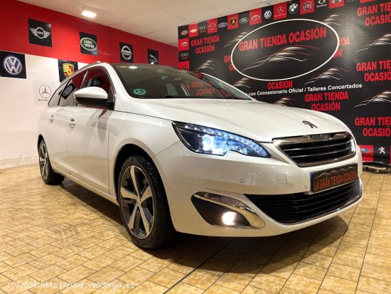 Peugeot 308 SW Allure 1.2 PureTech 96KW 130CV EAT6 - Alcalá de Henares