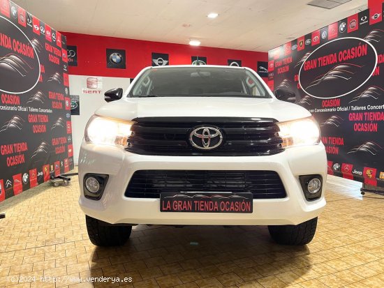 Toyota Hilux 2.4 D4D Cabina Doble GX 4x4 - Alcalá de Henares