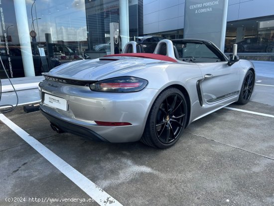 Porsche 718 BOXSTER T - Perillo