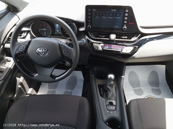 Toyota C-HR 1.8 125H Active - Las Palmas de Gran Canaria