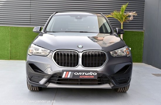 BMW X1 sDrive18d   Advantage, Head-up Display, Camara, Levas - Beniajan