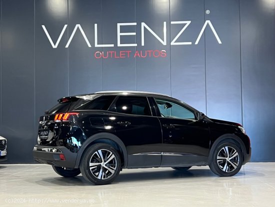 Peugeot 3008 allure 1.2 130cv - Córdoba