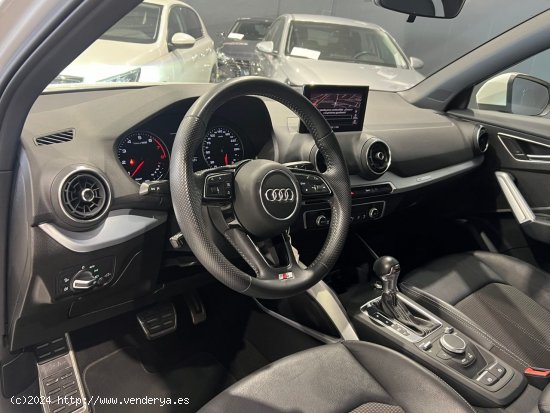 Audi Q2 35 TFSI Sport S-line S-Tronic - 