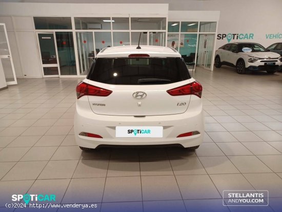 Hyundai i20  1.2 MPI Klass  Nav Go! - Polígono Industrial de Son Castelló