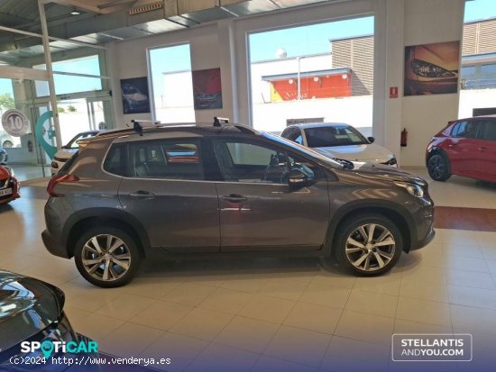 Peugeot 2008   1.2 PureTech 81KW (110CV) S&S Allure - Palma