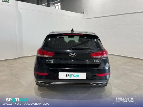 Hyundai i30  1.0 TGDI 48V Tecno - Granada