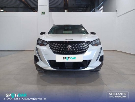 Peugeot 2008   Puretech 100 S&S 6 Vel. MAN Allure Pack - Granada