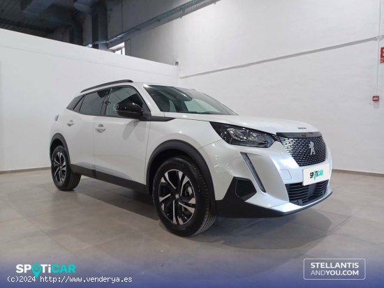 Peugeot 2008   Puretech 100 S&S 6 Vel. MAN Allure Pack - Granada