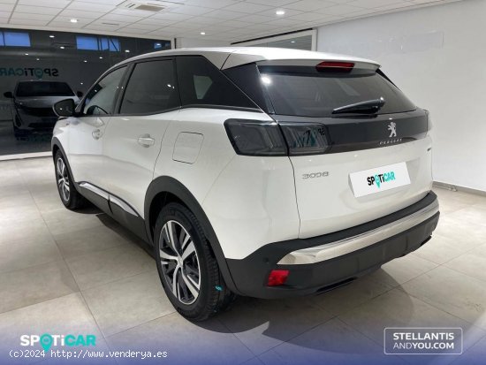 Peugeot 3008  225 e-EAT8 Allure Pack - Almería