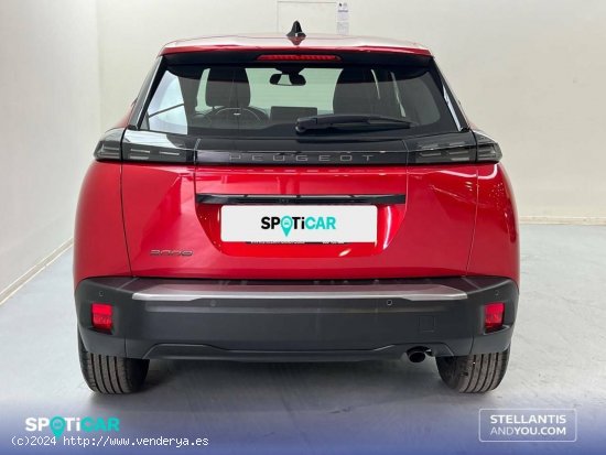 Peugeot 2008   Puretech 100 S&S 6 Vel. MAN Active - Sevilla