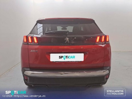 Peugeot 3008  1.2 PURETECH 96KW (130CV)  S&S Active - Sevilla