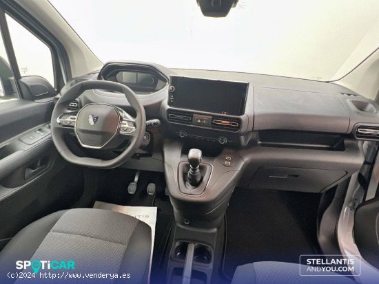 Peugeot Partner  Standard 600kg BlueHDi 73kW - - Sevilla