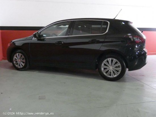 Peugeot 308 1.2 Puretech 110CV Allure  Pack - Mahon