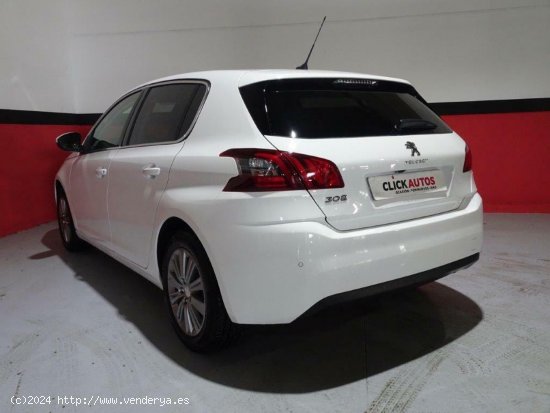 Peugeot 308 1.2 Puretech 110CV Allure  Pack - Sant Jordi de Ses Salines