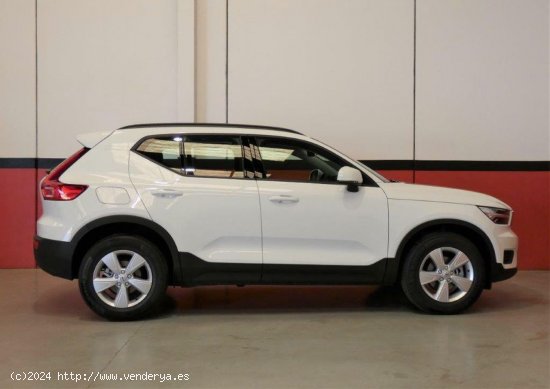 Volvo XC40 1.5 129CV T2 Momentum Core - Mahon