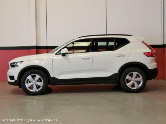 Volvo XC40 1.5 129CV T2 Momentum Core - Mahon