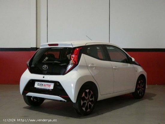 Toyota Aygo 1.0 70CV X-play - Sant Jordi de Ses Salines