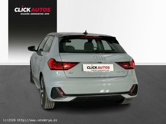 Audi A1  Sportback 1.0 TFSI 110CV 30 Adrenalin - Riba-roja del turia