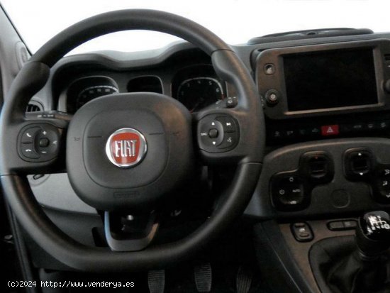 Fiat Panda 1.0 70CV Cross Hybrid - 