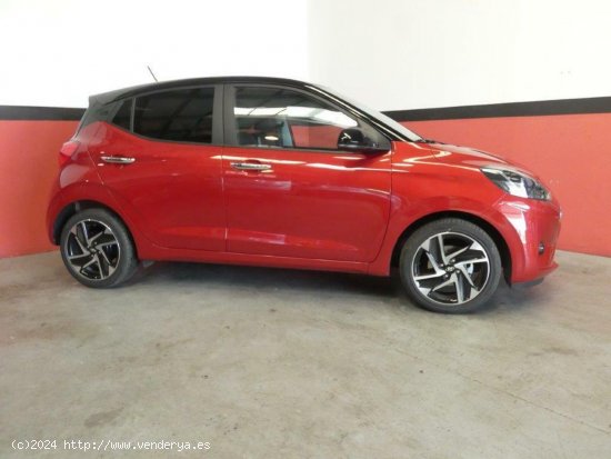 Hyundai i10 1.2 MPI 84CV Tecno Bitono auto - 