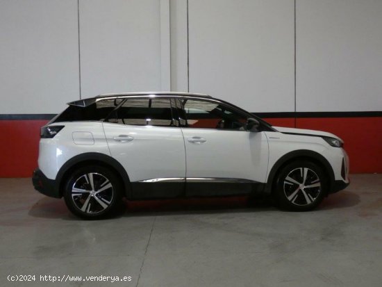 Peugeot 3008 PHEV 300CV GT EAT8 - Mahon