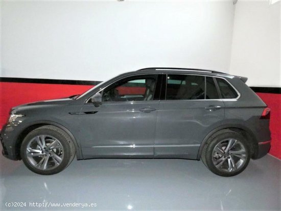 Volkswagen Tiguan 2.0 TDI 150CV R-Line DSG - 