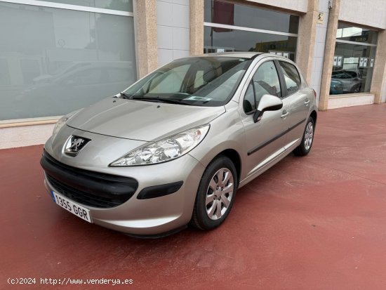 Peugeot 207 Confort 1.4 75 - Alzira