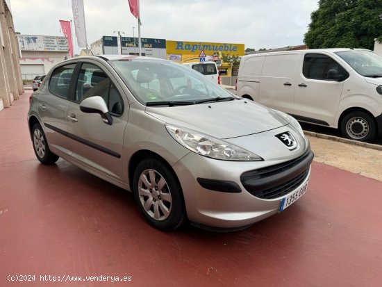 Peugeot 207 Confort 1.4 75 - Alzira