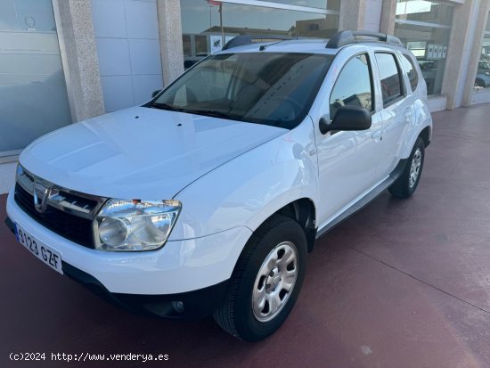 Dacia Duster Laureate 1.6 105 - Alzira