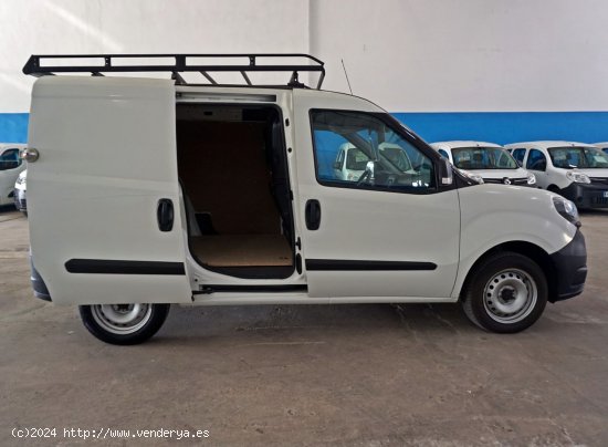 Fiat Doblo Cargo 1.3 95cv - Foios